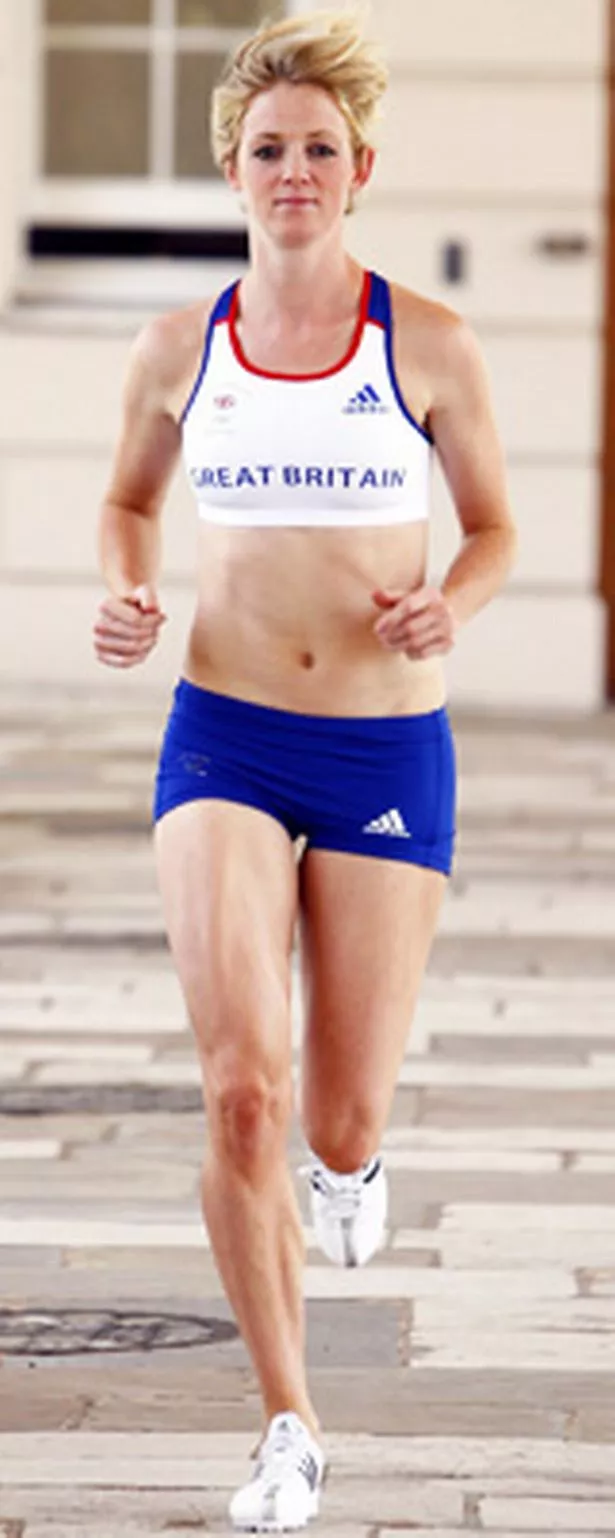 katy livingston feet 3