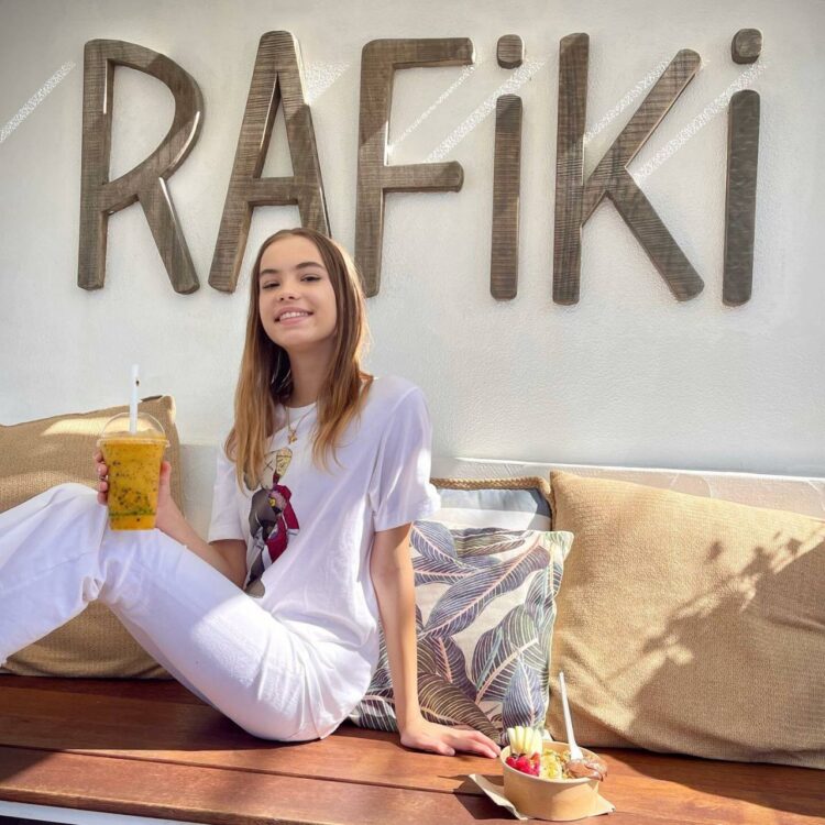 katya supernova feet 3