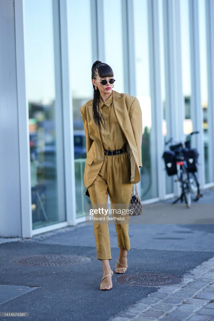 katya tolstova feet 6