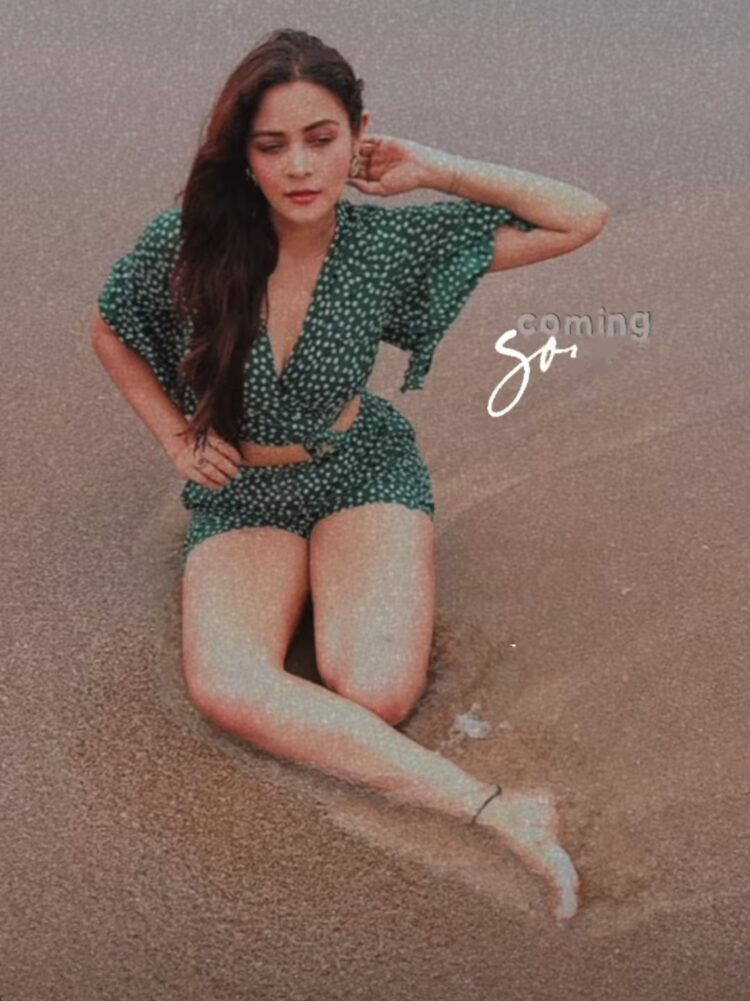 kaveri priyam feet 2