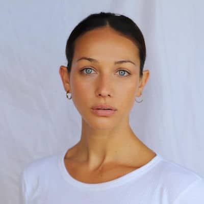 kawahine andrade feet 2