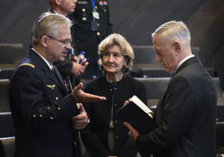 kay bailey hutchison feet 6