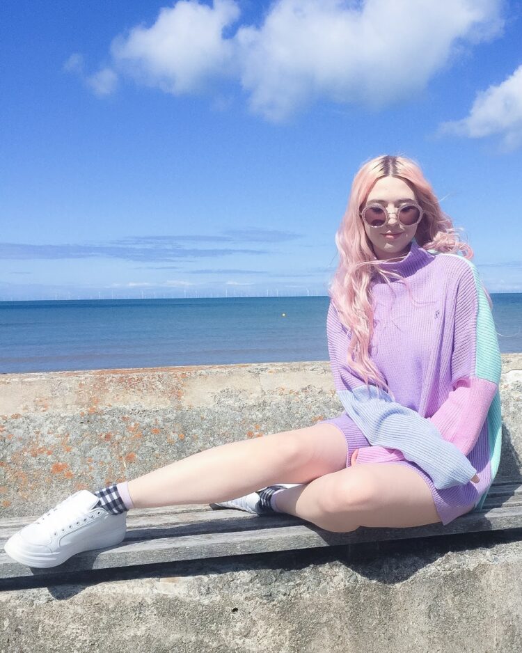 kayla hadlington feet 2