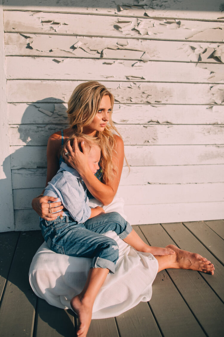 kayla king feet scaled