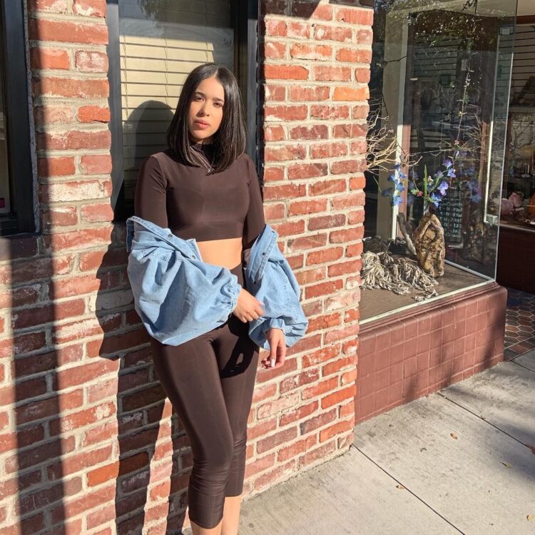 kayla manning feet 1