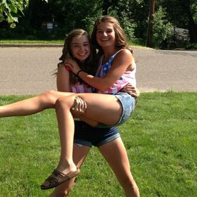 kayla wiggins feet 3