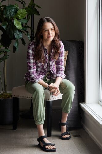 kaylee bryant feet 6