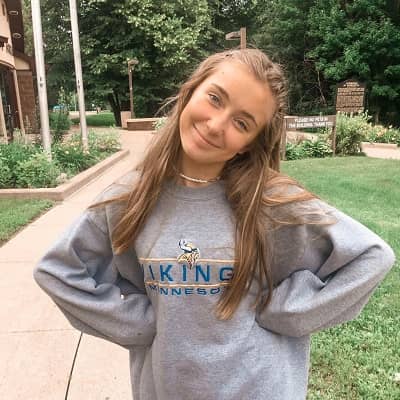 kaylee deantoni feet 5