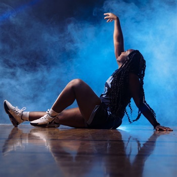 kaylee mitchell feet 3