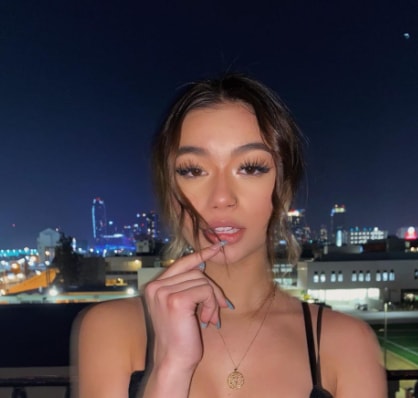 kaylee pereira feet 4