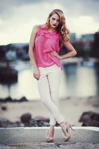 kayleigh june feet 1