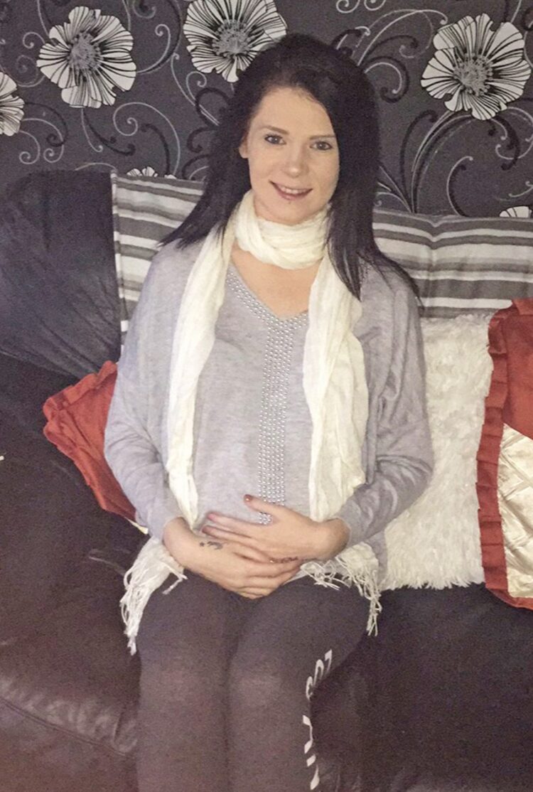 kayleigh kill feet 1