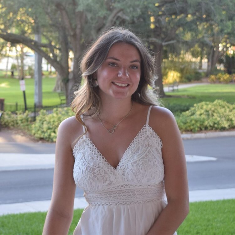 kaylin johnson feet 2