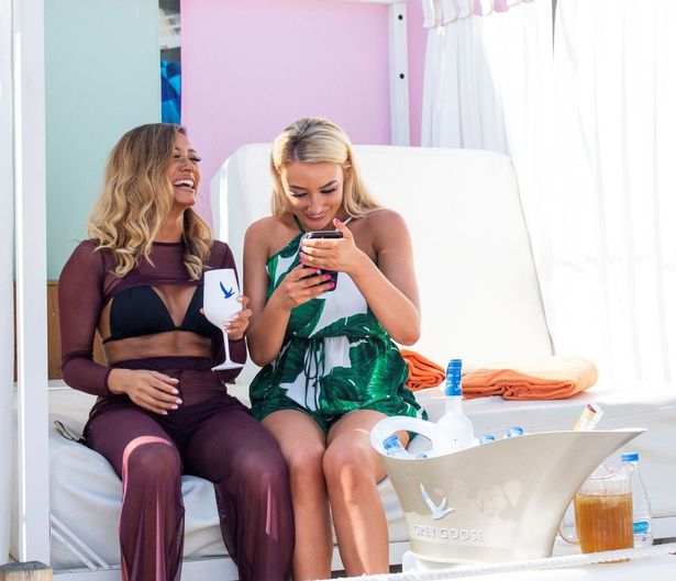 kazimir crossley feet 3