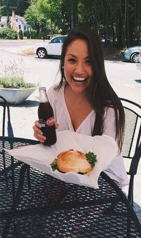 kealia reynolds feet 1