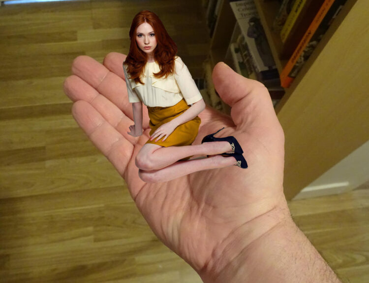 keira burrell feet 2