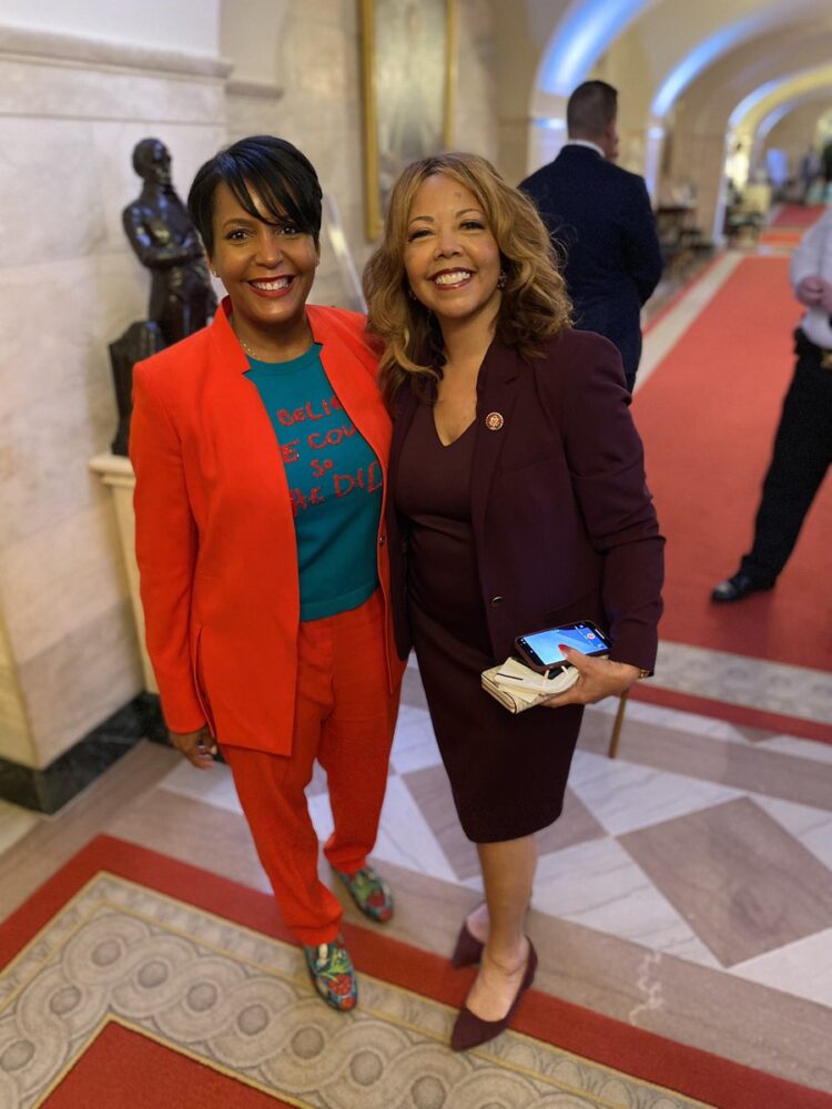 keisha lance bottoms feet 5