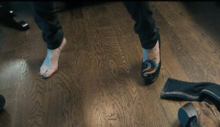 kelleigh bannen feet 5