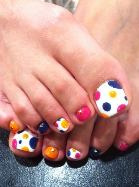 kellie nailart feet 4