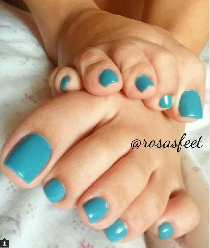 kellie nailart feet