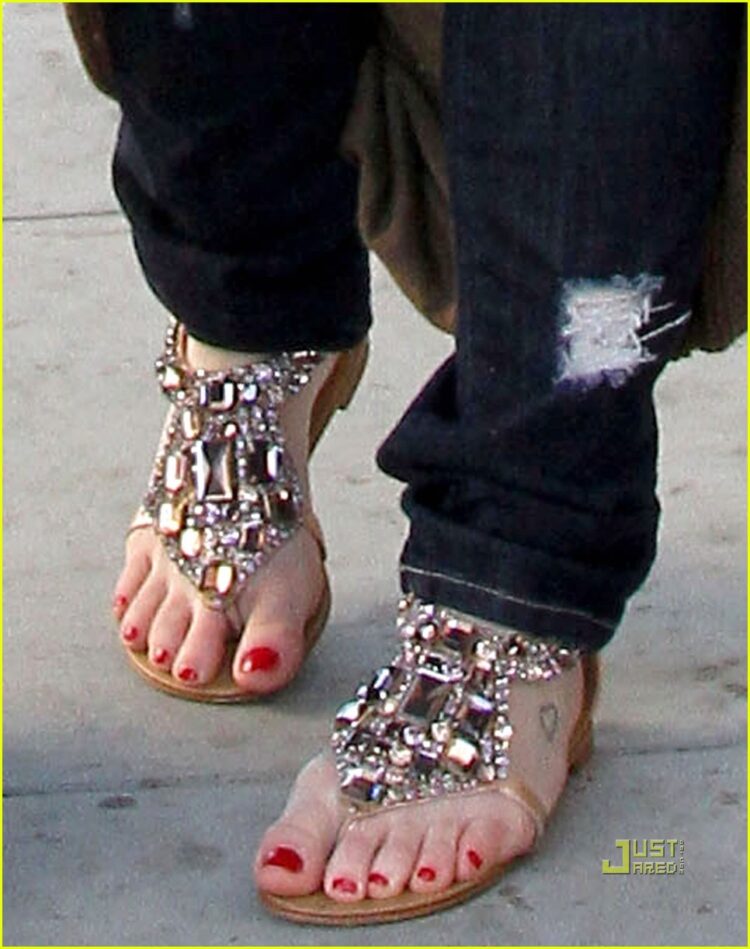 kellie pickler feet 2