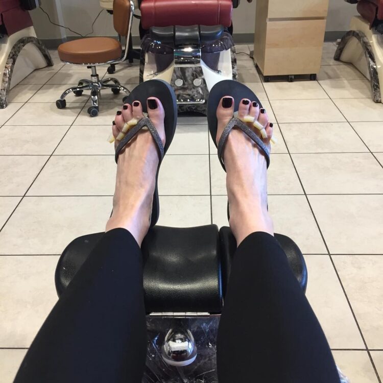 kellie rasberry feet 2