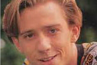 kelly collins lintz feet 5