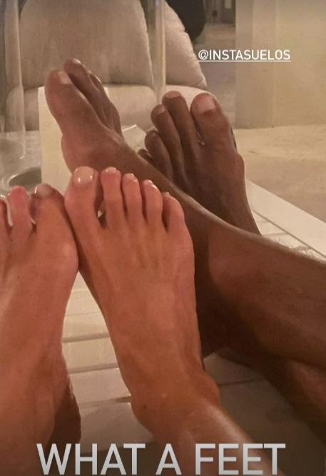 kelly kelly feet 4