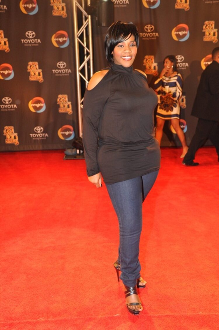 kelly price feet 1 scaled