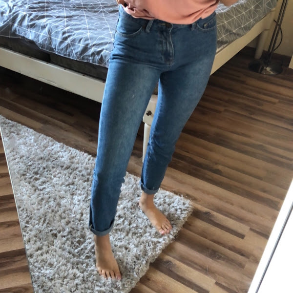 kelly sildaru feet 2