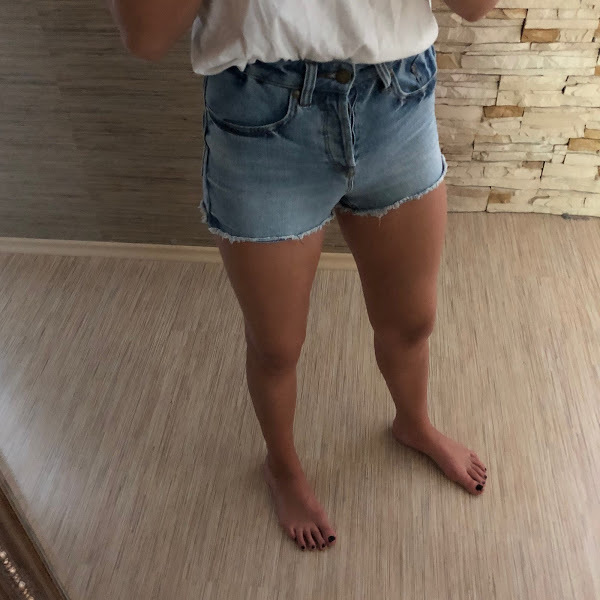 kelly sildaru feet 3