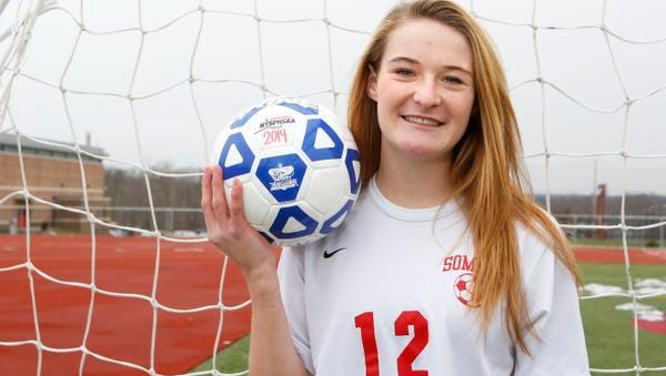 kelsey hannon feet 3