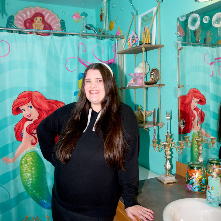 kelsey hermanson feet 1