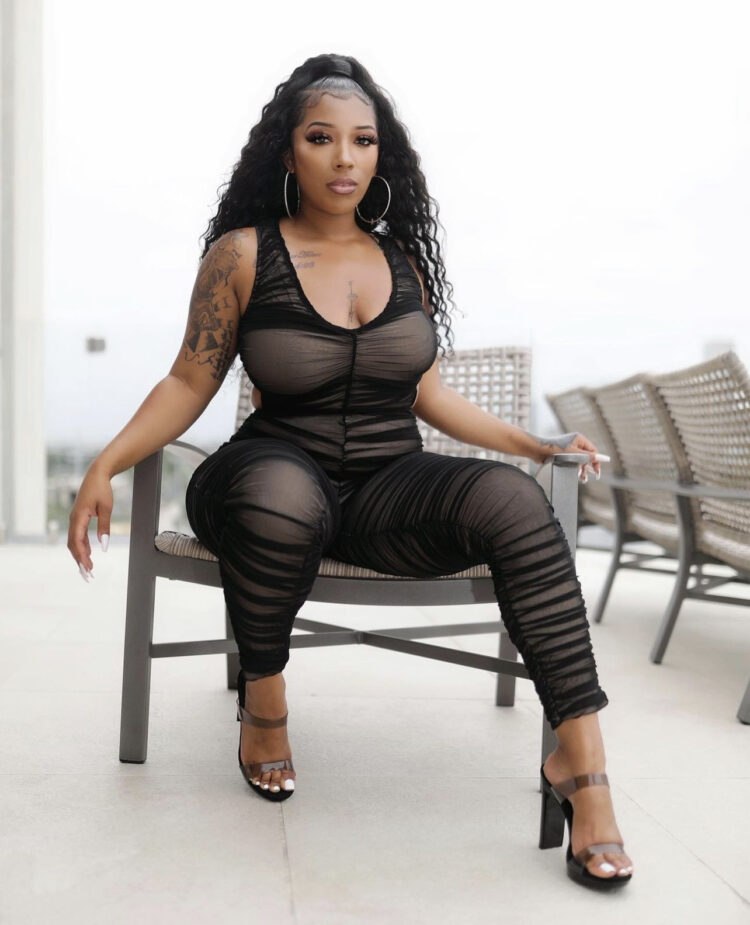 kelsey nicole feet 3