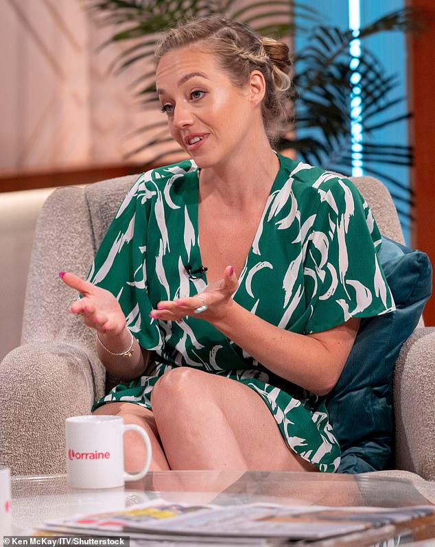 kelsey parker feet 2