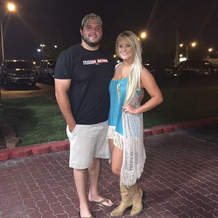 kelsie davenport feet