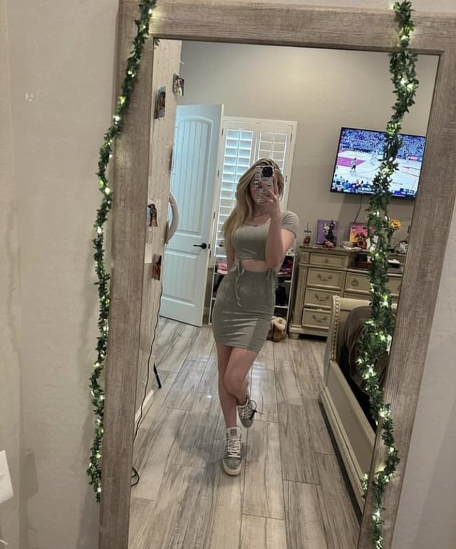 kendall wheeler feet 6