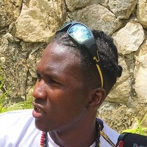 kendearia pratt feet