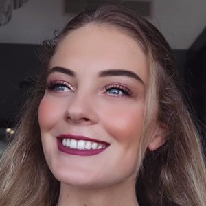 kendra abbiss feet 1