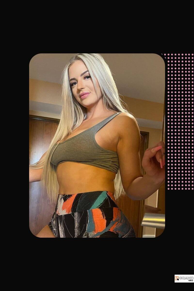 kendra karter feet 5