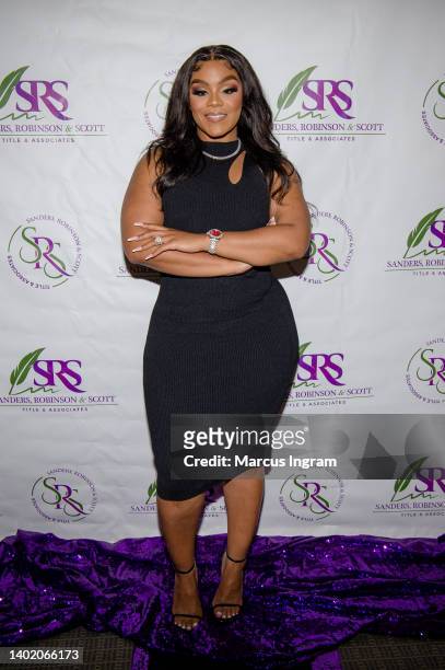 kendra robinson feet 5