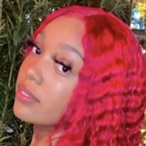 kenerah rogers feet 5