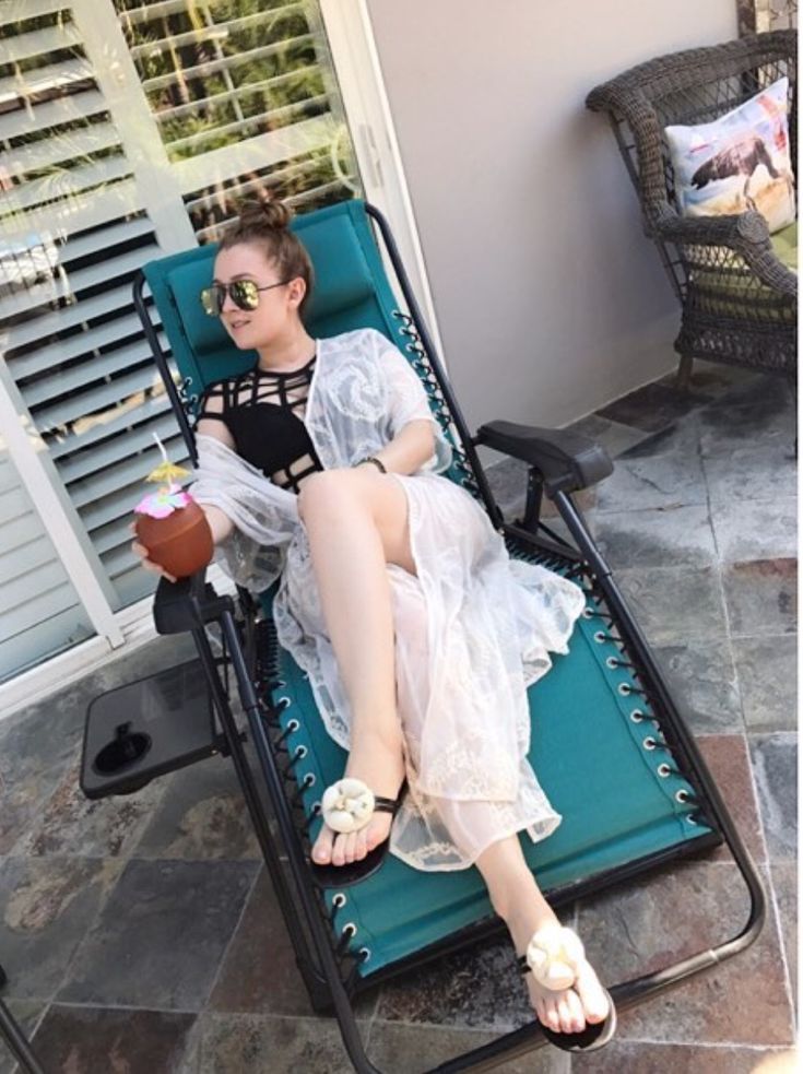 kenia ontiveros feet 4