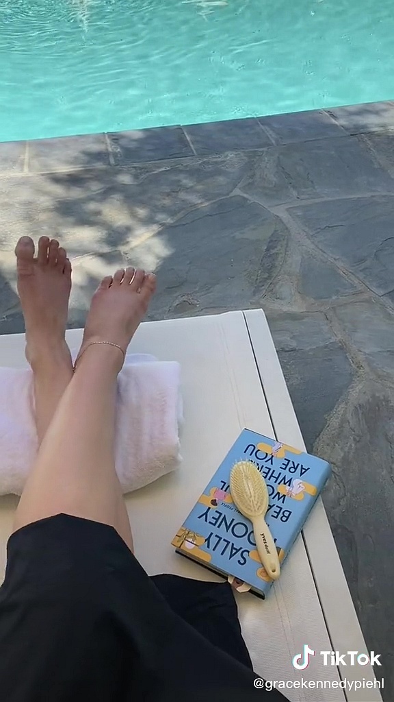 kennedy grace feet