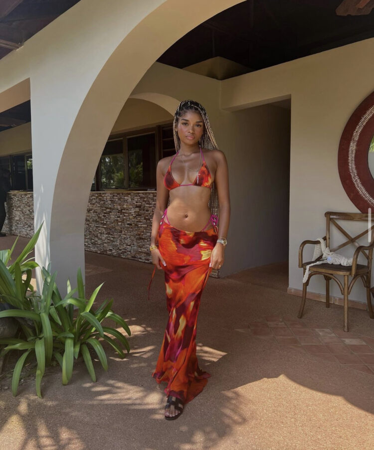 kenza benchrif feet 4