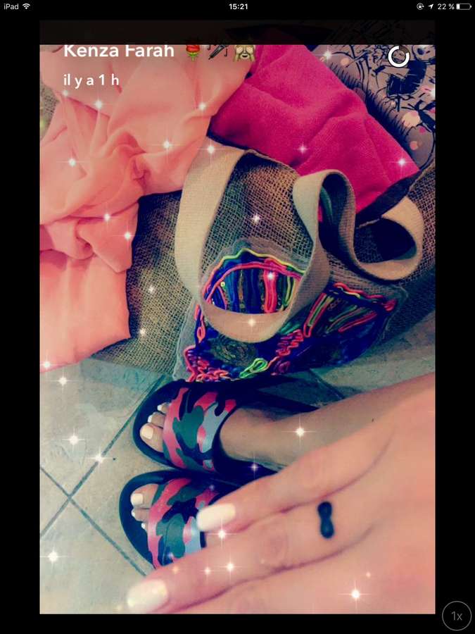 kenza farah feet 2