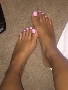 kenzie smith feet 3