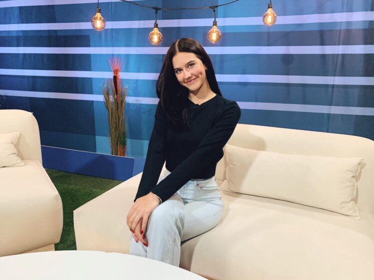 kerli paaslepp feet 2