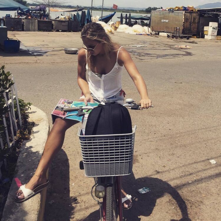 kerry lee dewing feet 4