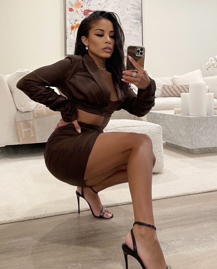 keshia chante feet 4